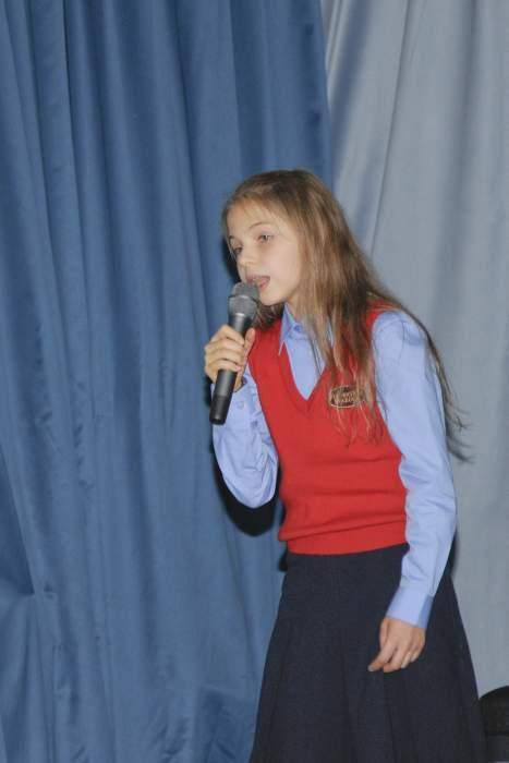 Esineja Anna Laura Perve