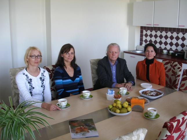 PA312613_ed_645x484[1]